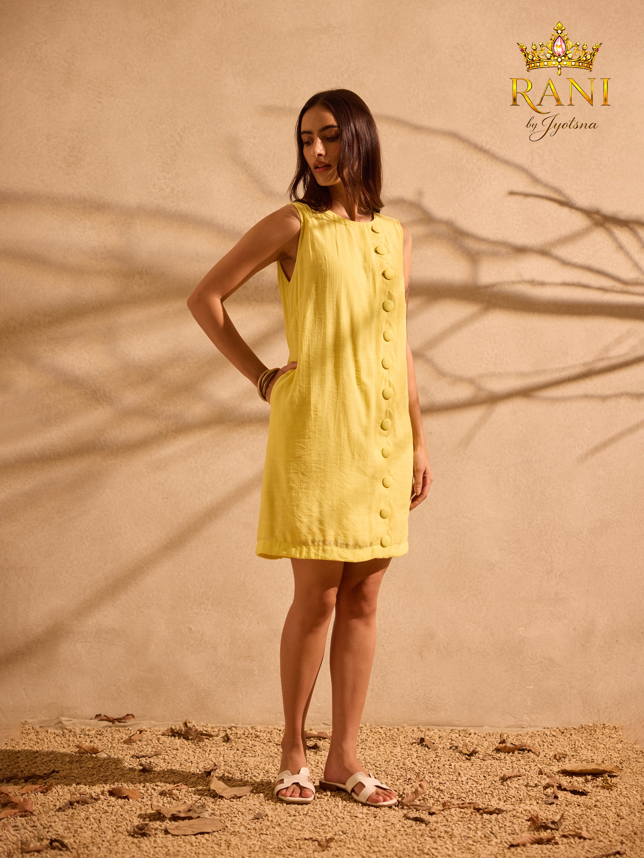 Sunny side dress