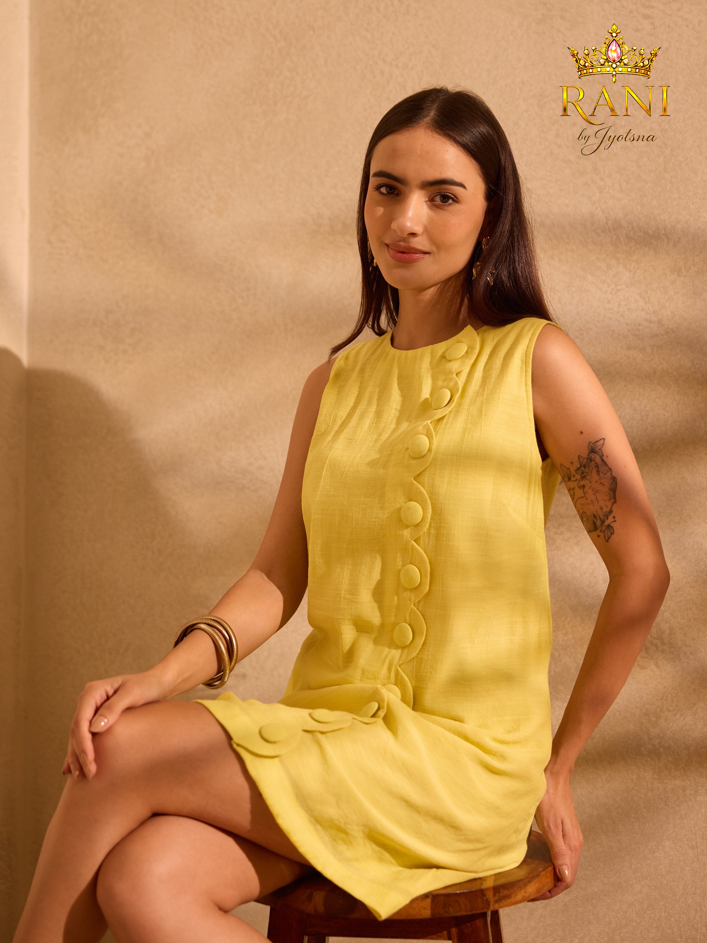 Sunny side dress